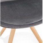 Chaise design scandinave en velours pieds couleur naturelle ALINA (gris)
