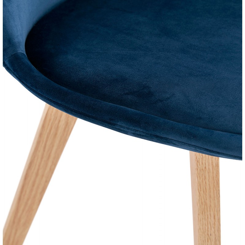 Chaise design scandinave en velours pieds couleur naturelle LEONORA (bleu) - image 47191