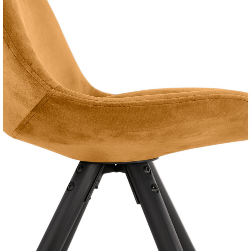 Chaise vintage et industrielle en velours pieds en bois noir ALINA (Moutarde) - image 61124